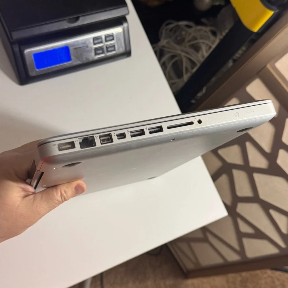 Apple MacBook Pro Laptop A1278 Silver – For Parts / Repair
